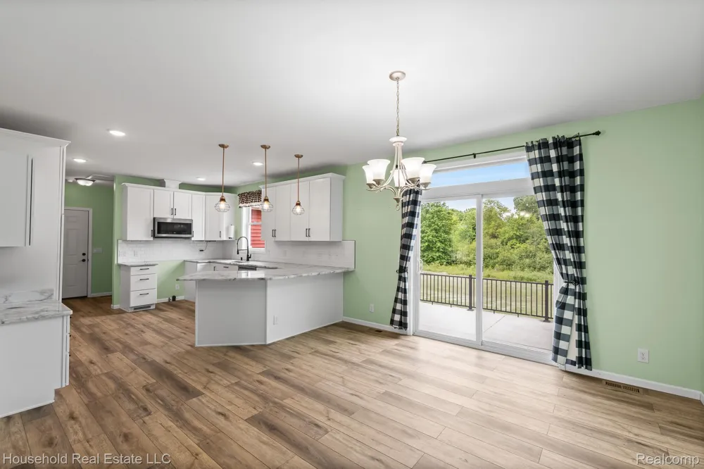 4730 River Hill Drive China Township, MI 48054