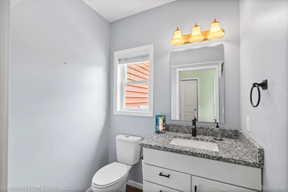 4730 River Hill Drive China Township, MI 48054