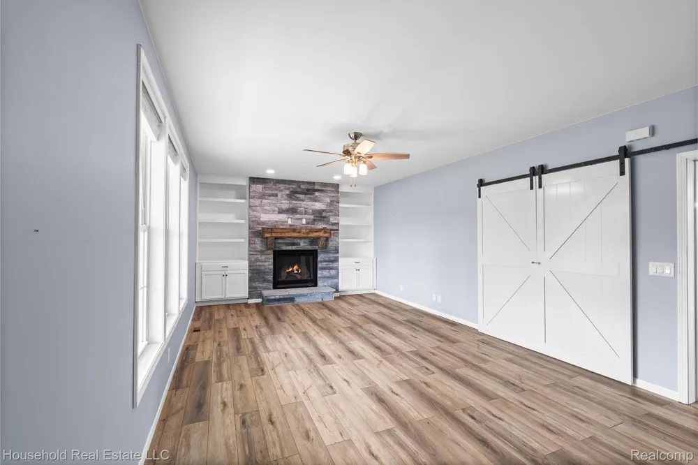 4730 River Hill Drive China Township, MI 48054