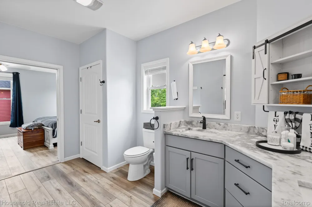 4730 River Hill Drive China Township, MI 48054