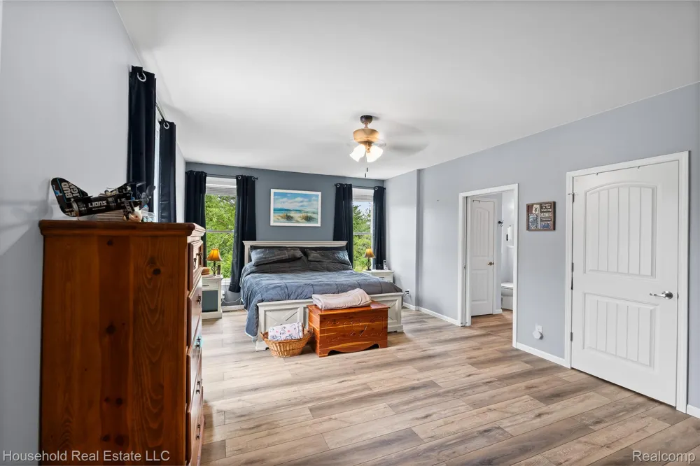 4730 River Hill Drive China Township, MI 48054