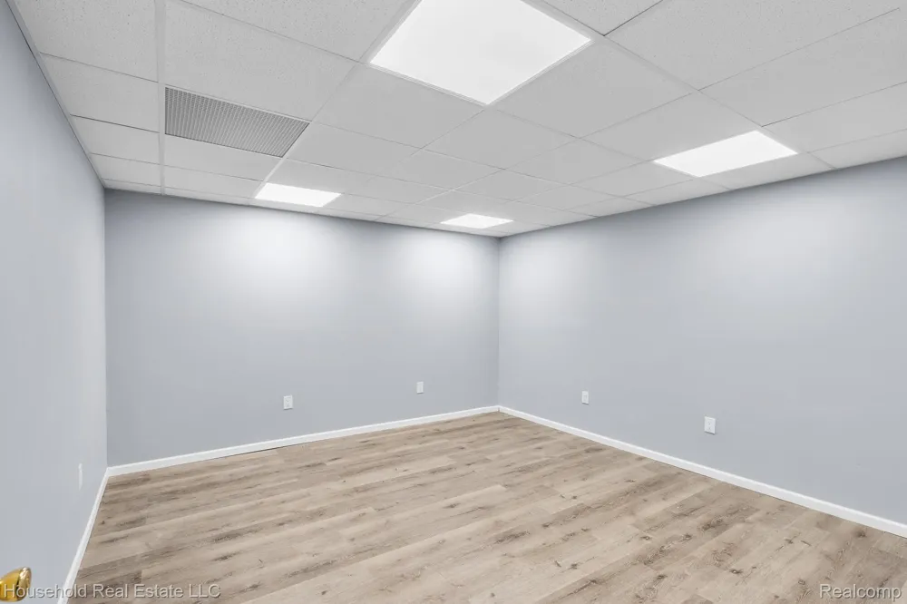 4730 River Hill Drive China Township, MI 48054