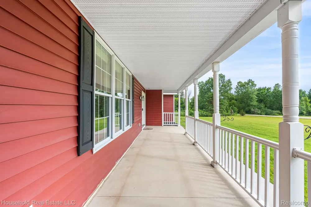 4730 River Hill Drive China Township, MI 48054