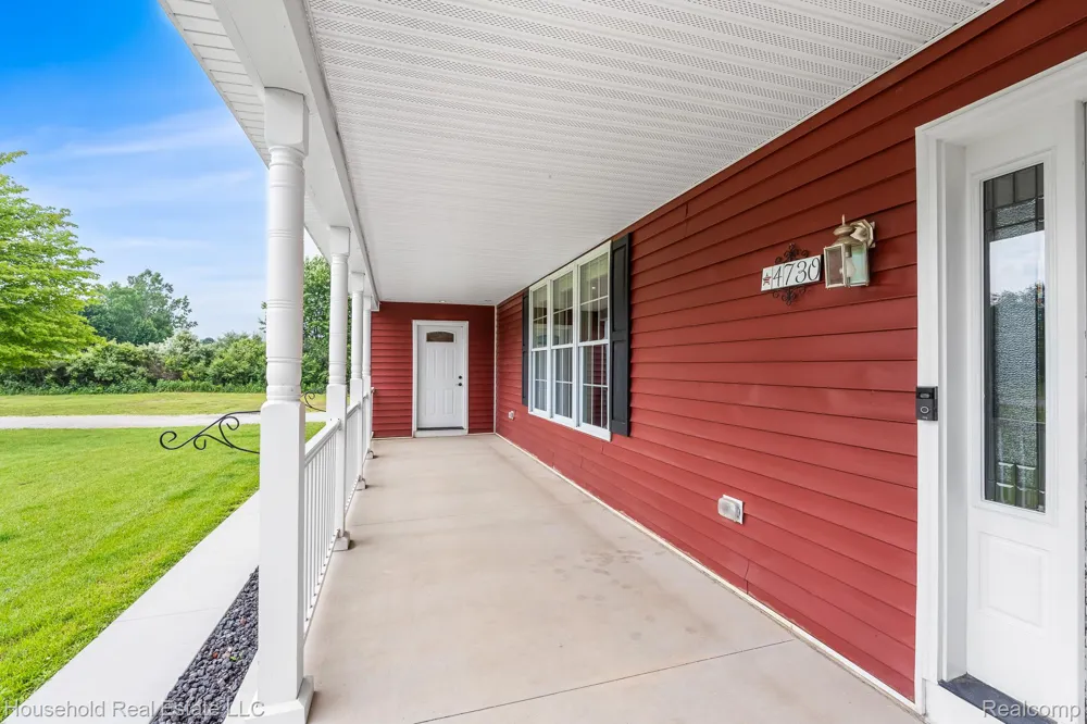 4730 River Hill Drive China Township, MI 48054