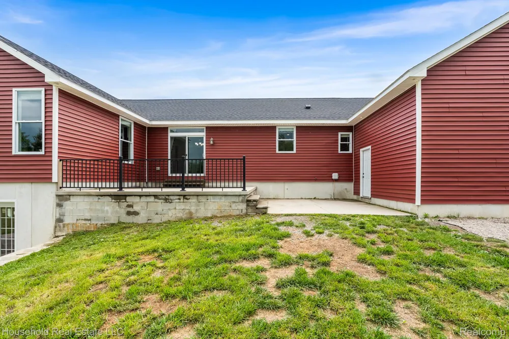 4730 River Hill Drive China Township, MI 48054