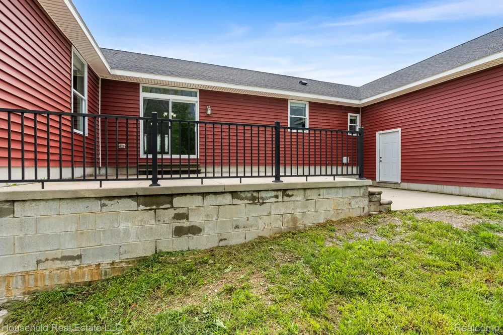 4730 River Hill Drive China Township, MI 48054