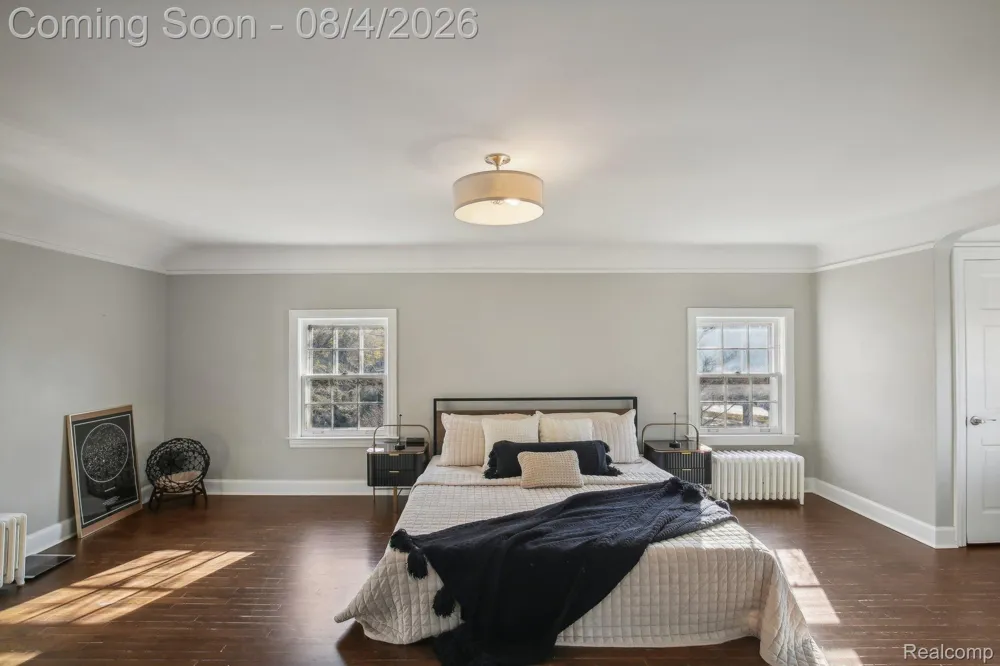 276 Lewiston Road Grosse Pointe Farms City, MI 48236