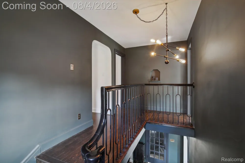 276 Lewiston Road Grosse Pointe Farms City, MI 48236