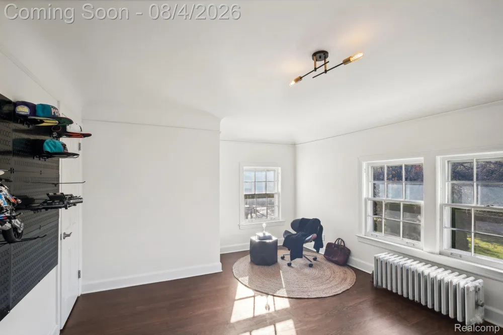 276 Lewiston Road Grosse Pointe Farms City, MI 48236