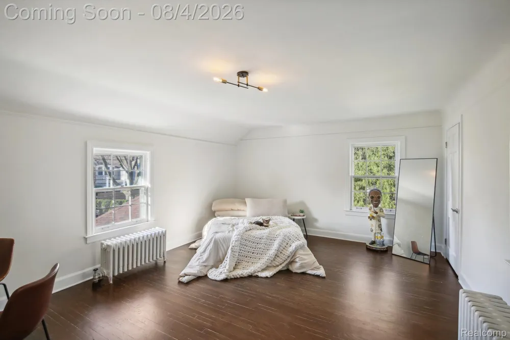 276 Lewiston Road Grosse Pointe Farms City, MI 48236