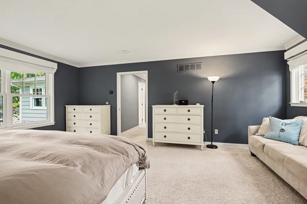 9 E Heatheridge Street Ann Arbor City, MI 48104