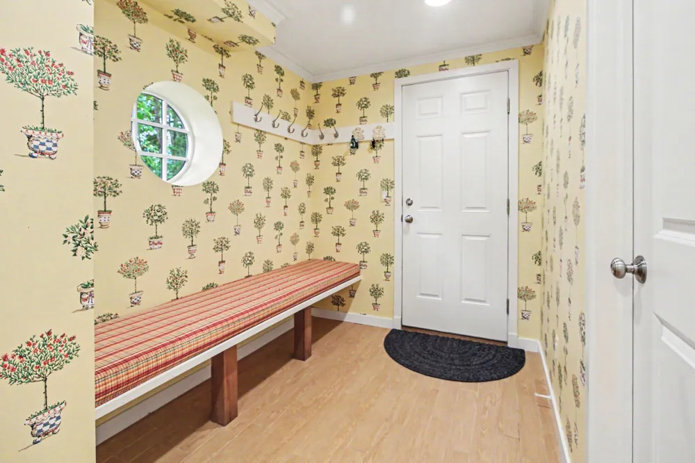 9 E Heatheridge Street Ann Arbor City, MI 48104
