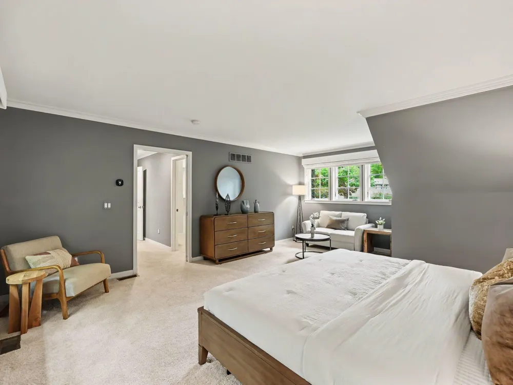 9 E Heatheridge Street Ann Arbor City, MI 48104