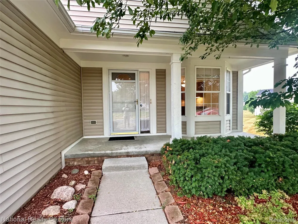 5164 Sandalwood Circle Grand Blanc Charter Township, MI 48439