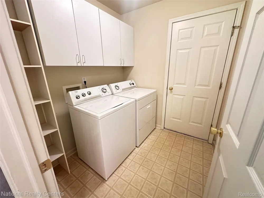 5164 Sandalwood Circle Grand Blanc Charter Township, MI 48439