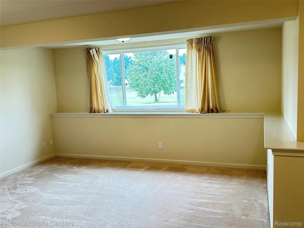 5164 Sandalwood Circle Grand Blanc Charter Township, MI 48439