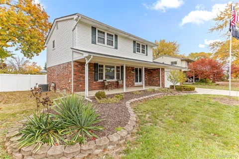 16515 Festian Drive