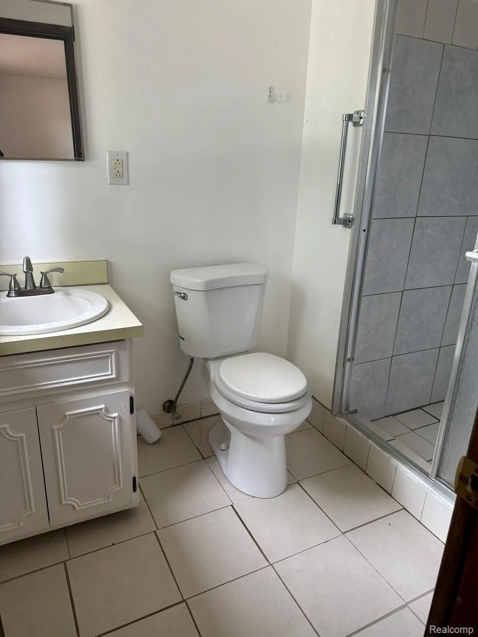 14641 Kingston Street Oak Park City, MI 48237
