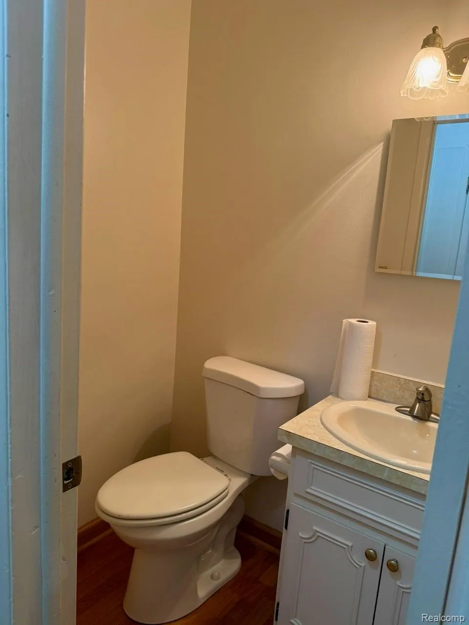 14641 Kingston Street Oak Park City, MI 48237