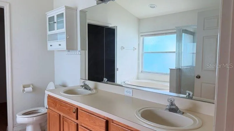 1120 VINETREE DRIVE Brandon, FL 33510