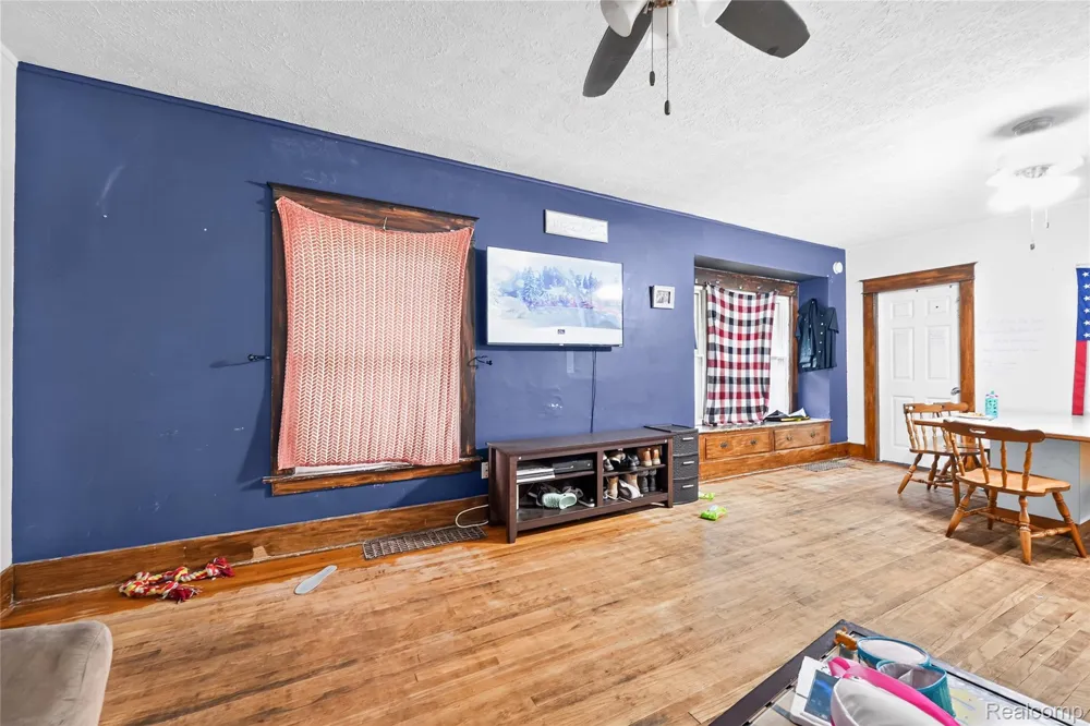 1844 Osband Avenue Lansing City, MI 48910