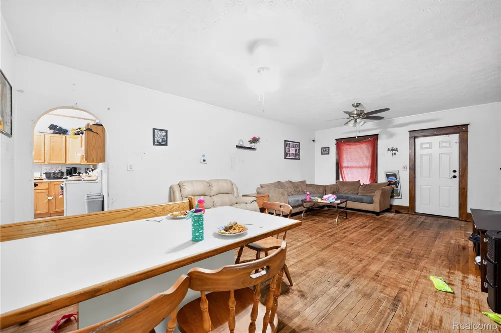 1844 Osband Avenue Lansing City, MI 48910