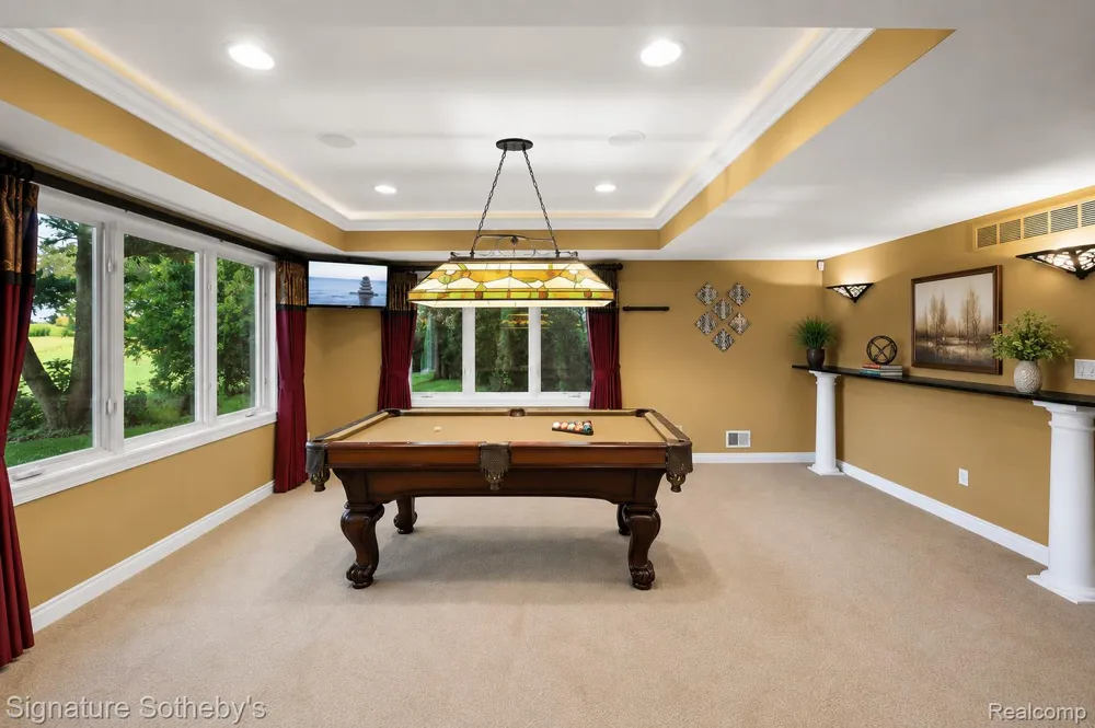 17862 Parkshore Drive Northville Township, MI 48168