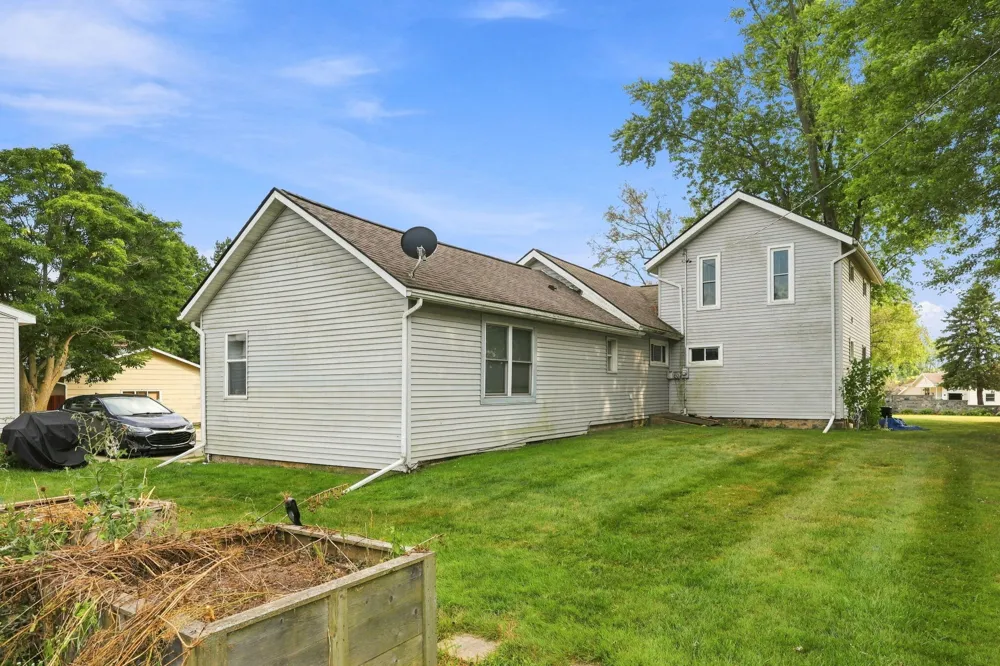2069 Packard Highway Eaton Township, MI 48813