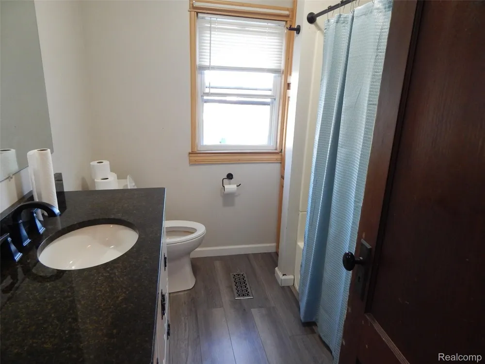 1218 Stanton Street Port Huron City, MI 48060