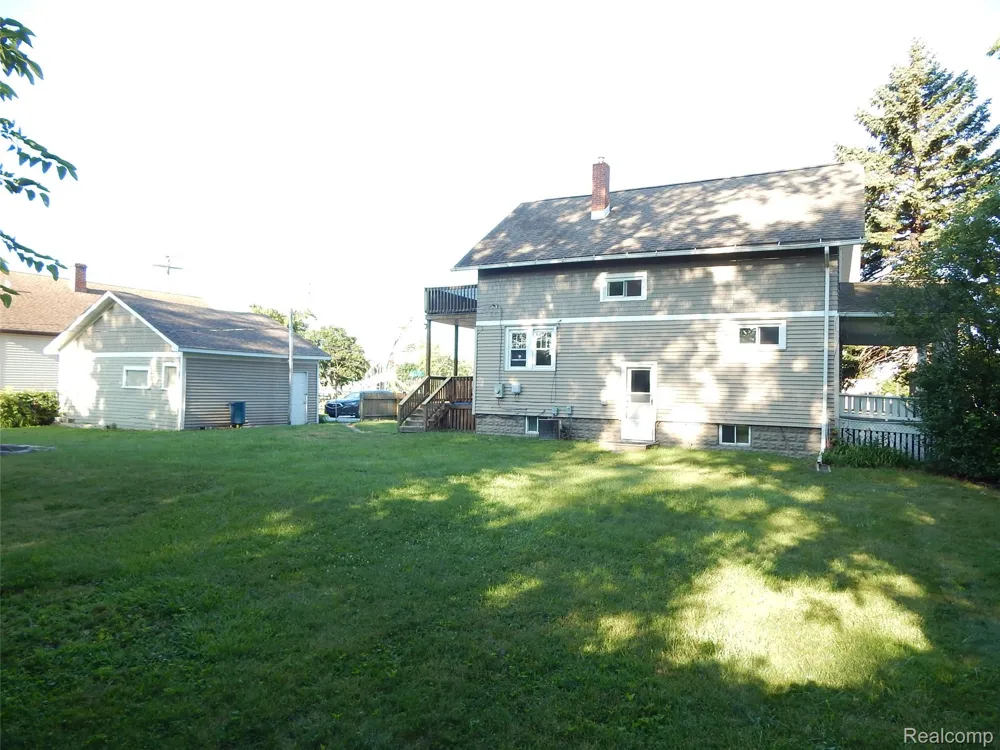 1218 Stanton Street Port Huron City, MI 48060