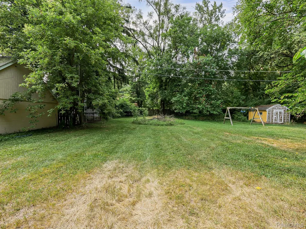 26747 Vassar Avenue Redford Charter Township, MI 48240