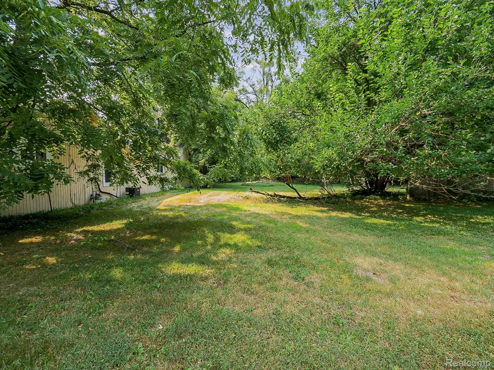 26747 Vassar Avenue Redford Charter Township, MI 48240