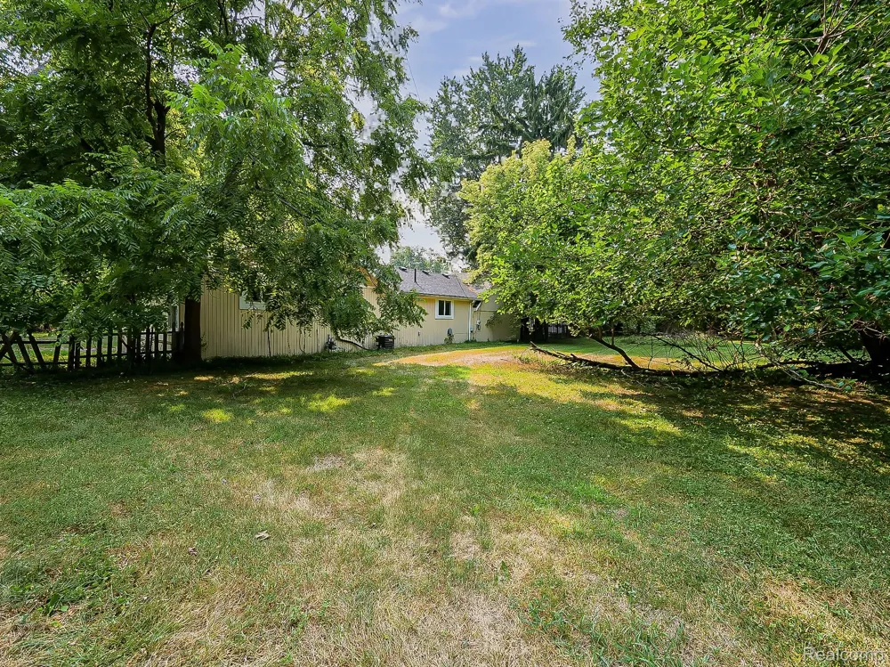 26747 Vassar Avenue Redford Charter Township, MI 48240
