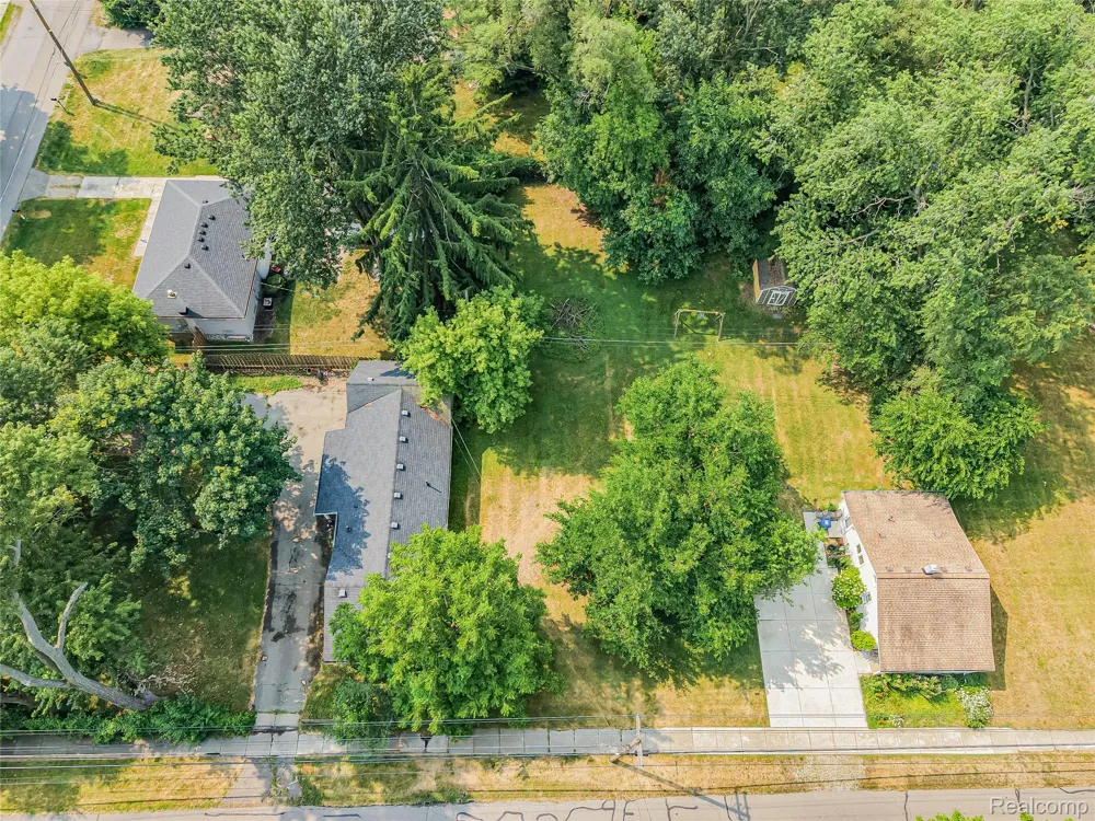 26747 Vassar Avenue Redford Charter Township, MI 48240