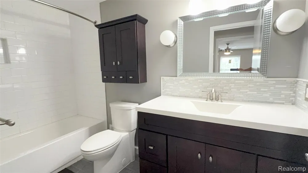 41732 Onaway Drive Novi City, MI 48167