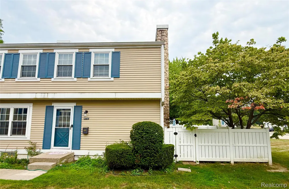 41732 Onaway Drive Novi City, MI 48167