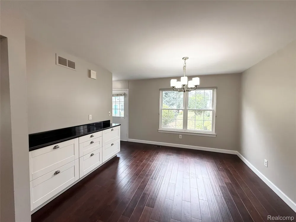 41732 Onaway Drive Novi City, MI 48167