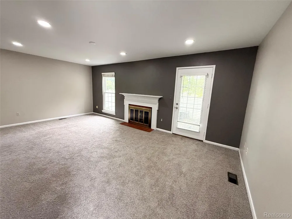 41732 Onaway Drive Novi City, MI 48167