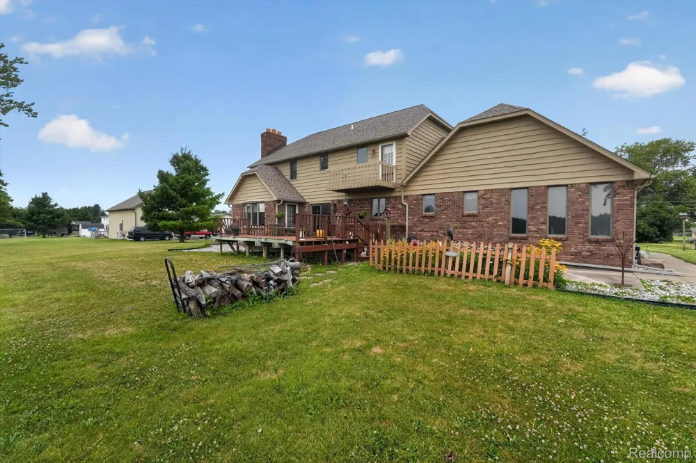 10454 E Bristol Road Davison Township, MI 48423