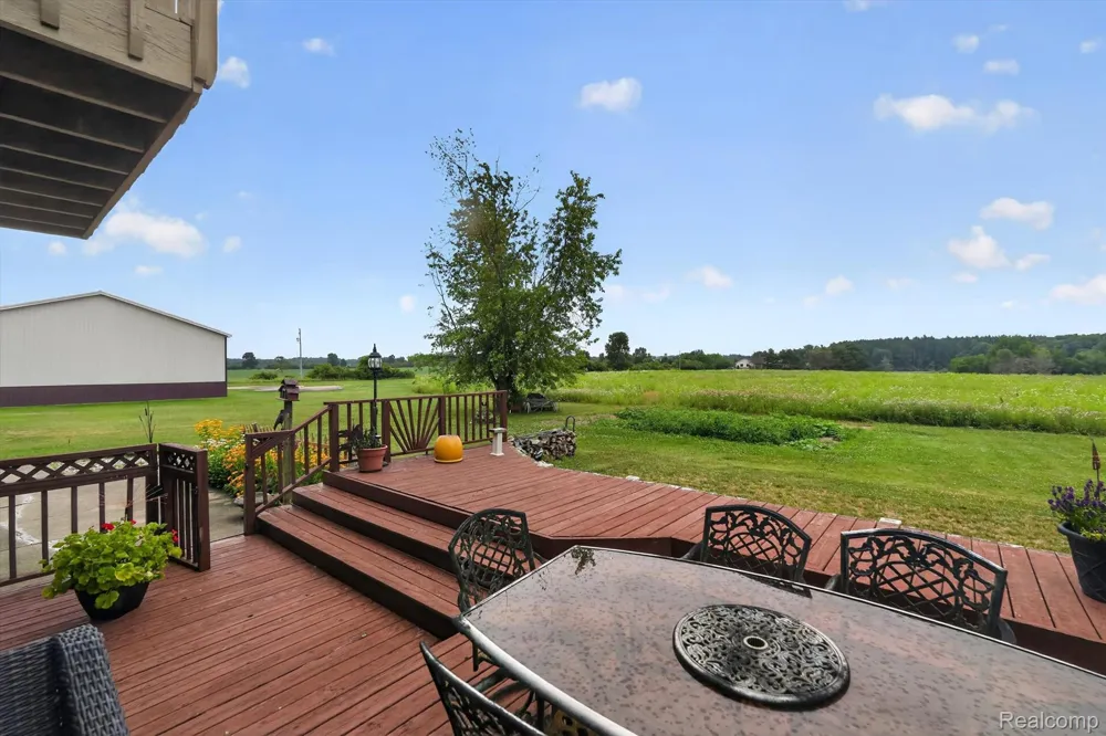 10454 E Bristol Road Davison Township, MI 48423