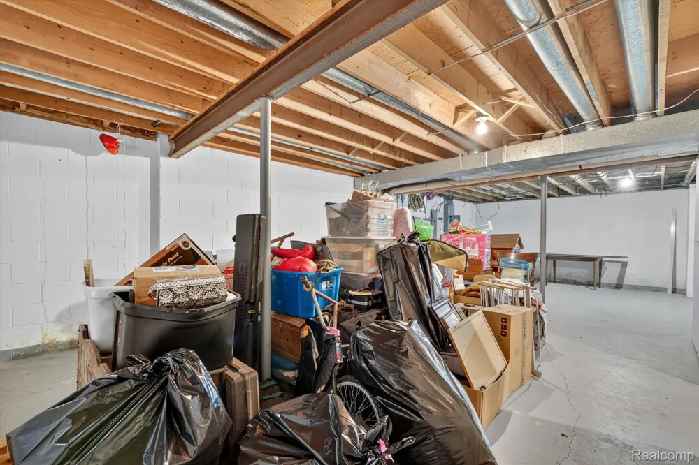 10454 E Bristol Road Davison Township, MI 48423