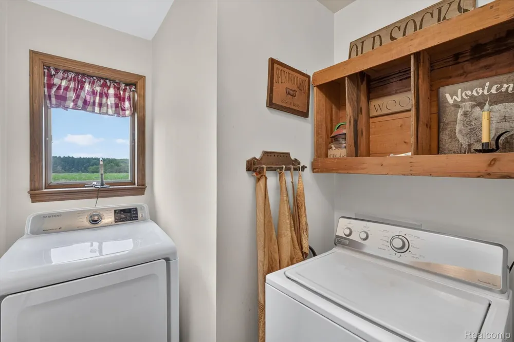 10454 E Bristol Road Davison Township, MI 48423
