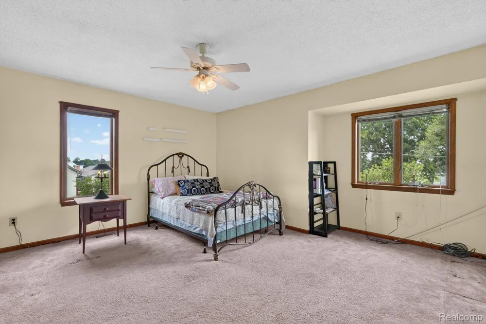 10454 E Bristol Road Davison Township, MI 48423
