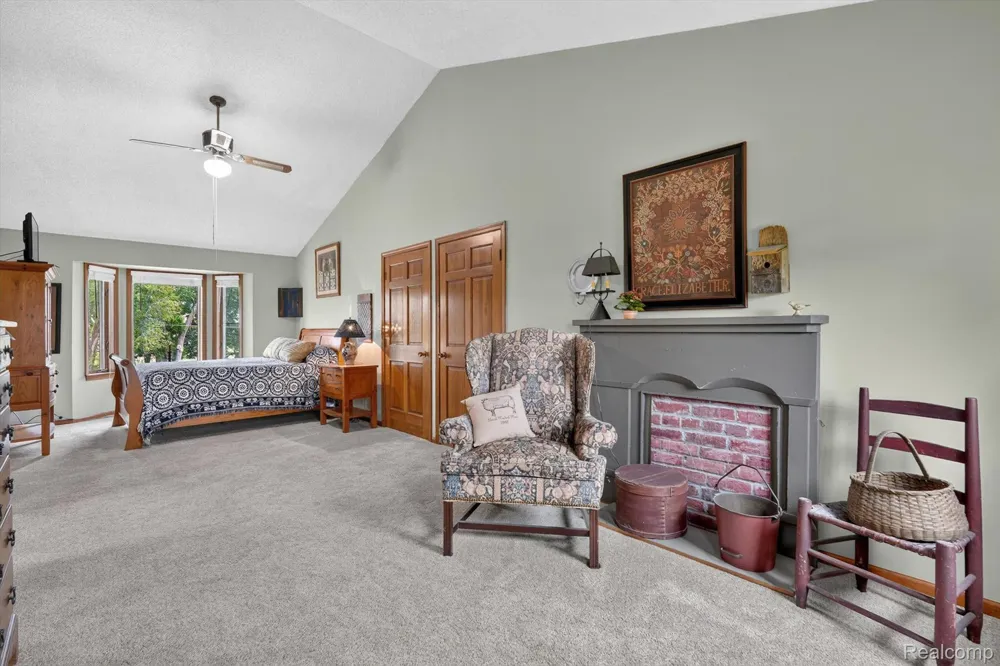 10454 E Bristol Road Davison Township, MI 48423