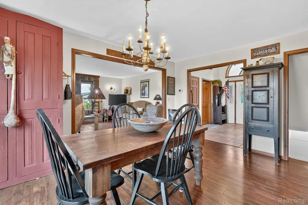 10454 E Bristol Road Davison Township, MI 48423