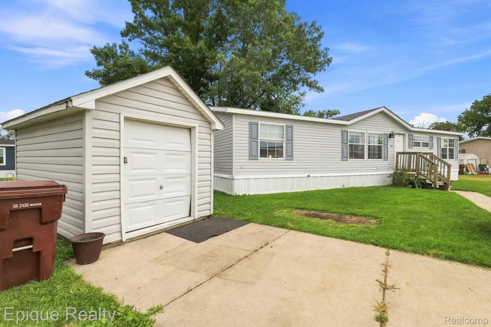 5247 Van Orden Road #604 Leroy Township, MI 48892