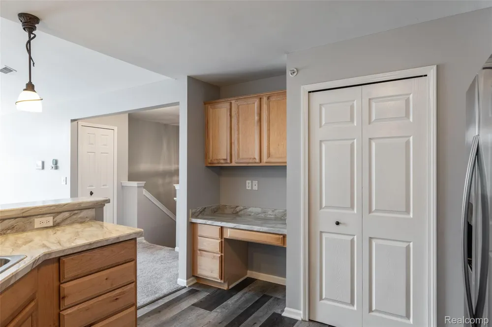 27204 Chantel Drive Walled Lake City, MI 48390