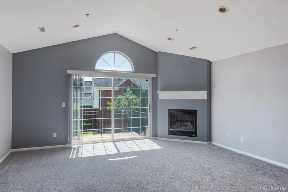 27204 Chantel Drive Walled Lake City, MI 48390