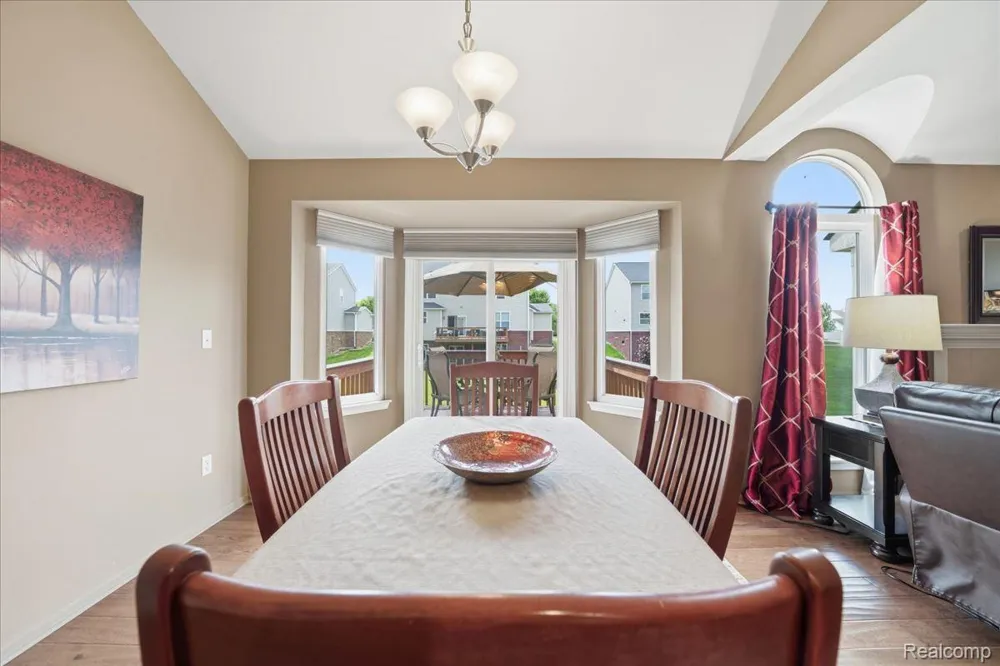 57549 Windmill Point Lyon Charter Township, MI 48165