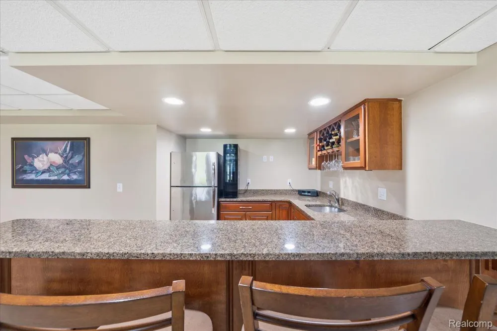 57549 Windmill Point Lyon Charter Township, MI 48165